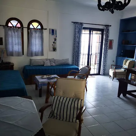 Maria's Apart-hotel *